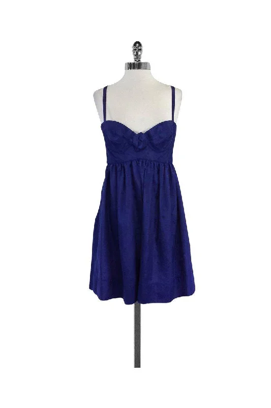 Mini Women Dress with a Short Hem for a Young and Trendy Style Mini Women Dress with a Short Hem for a Young and Trendy Style Rebecca Taylor - Purple Sleeveless Dress Sz 10 Mini Women Dress with a Short Hem for a Young and Trendy Style Mini Women Dress with a Short Hem for a Young and Trendy Style Rebecca Taylor - Purple Sleeveless Dress Sz 10