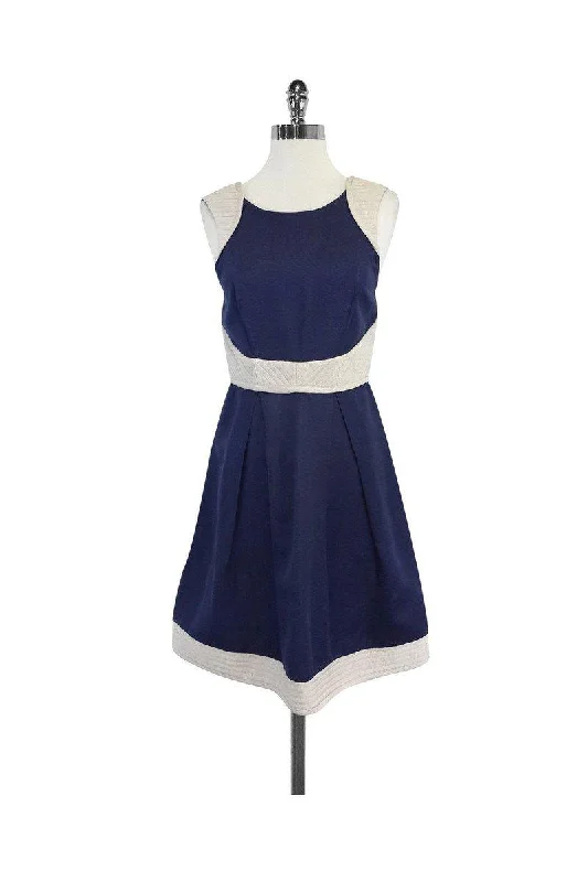 Sheath Women Dress with a Tailored Fit for a Professional Look Sheath Women Dress with a Tailored Fit for a Professional Look Reiss - Blue & Light Grey Sleeveless Dress Sz 6 Sheath Women Dress with a Tailored Fit for a Professional Look Sheath Women Dress with a Tailored Fit for a Professional Look Reiss - Blue & Light Grey Sleeveless Dress Sz 6