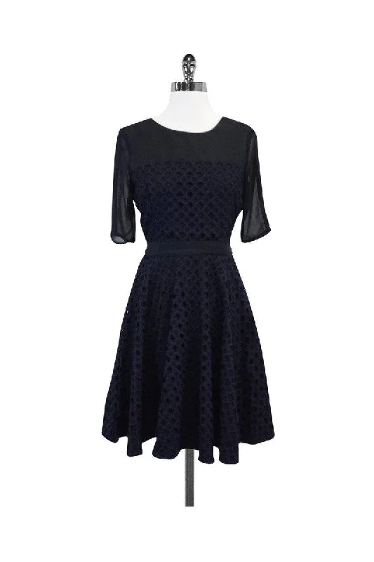 Shift Women Dress with a Simple and Classic Design for Everyday Wear Shift Women Dress with a Simple and Classic Design for Everyday Wear Reiss - Midnight Blue & Black Eyelet Lace Dress Sz 2 Shift Women Dress with a Simple and Classic Design for Everyday Wear Shift Women Dress with a Simple and Classic Design for Everyday Wear Reiss - Midnight Blue & Black Eyelet Lace Dress Sz 2