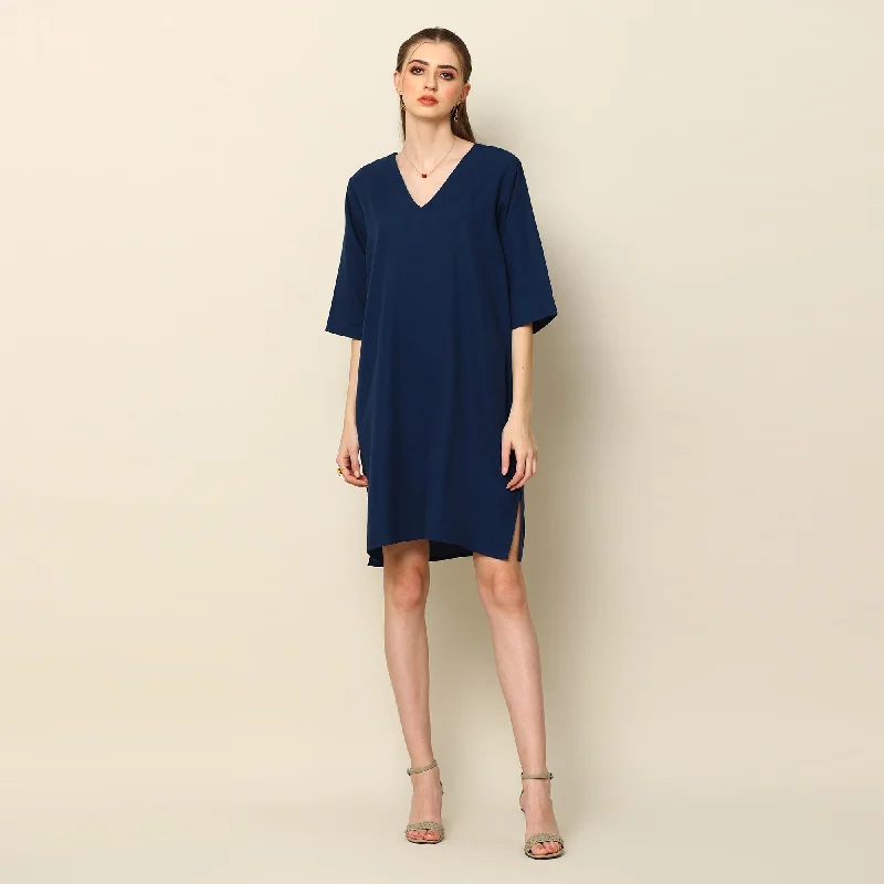 Pleated Women Dress with a Timeless and Elegant Texture Pleated Women Dress with a Timeless and Elegant Texture Cotton & Hemp Knee Length Dress | Navy Pleated Women Dress with a Timeless and Elegant Texture Pleated Women Dress with a Timeless and Elegant Texture Cotton & Hemp Knee Length Dress | Navy