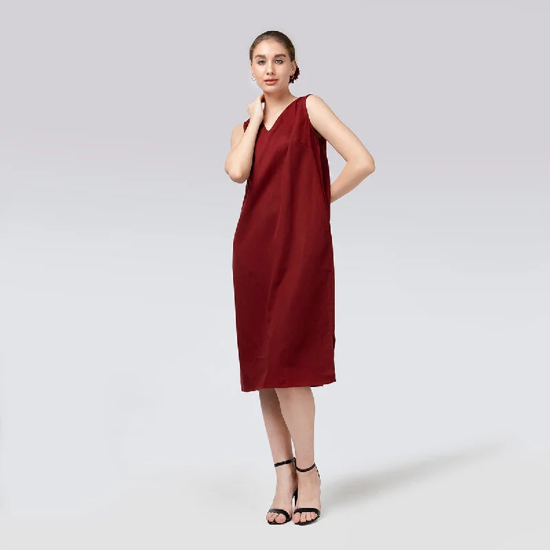 Backless Women Dress for a Sexy and Alluring Look at Evening Events Backless Women Dress for a Sexy and Alluring Look at Evening Events Tencel Midi Dress for Women | Sleeveless | Maroon Backless Women Dress for a Sexy and Alluring Look at Evening Events Backless Women Dress for a Sexy and Alluring Look at Evening Events Tencel Midi Dress for Women | Sleeveless | Maroon