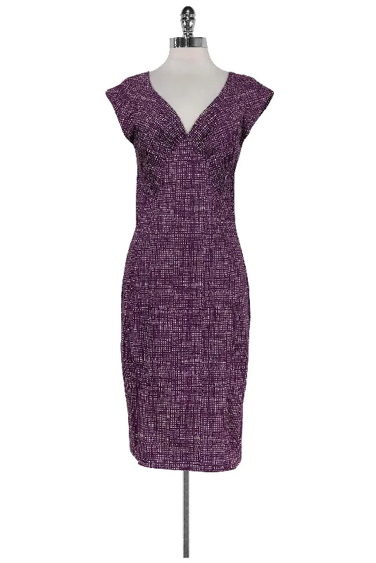 Lace - Embellished Women Dress for an Elegant and Sophisticated Appearance Lace - Embellished Women Dress for an Elegant and Sophisticated Appearance Samantha Sung - Violet & White Stella Dress Sz 8