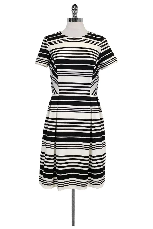 Ball Gown Women Dress with a Full Skirt for a Princess - like Look Ball Gown Women Dress with a Full Skirt for a Princess - like Look Shoshanna - Black & White Striped Dress Sz 10 Ball Gown Women Dress with a Full Skirt for a Princess - like Look Ball Gown Women Dress with a Full Skirt for a Princess - like Look Shoshanna - Black & White Striped Dress Sz 10