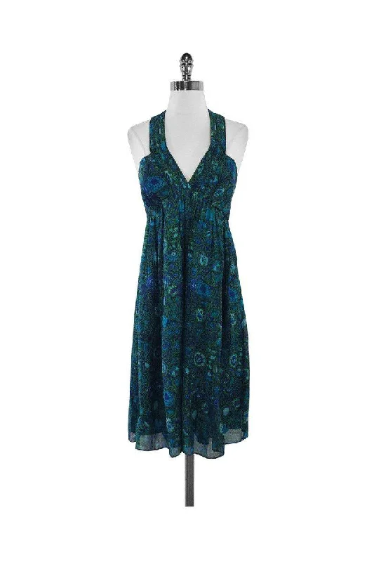 Maxi Women Dress with Floral Print for a Bohemian Vibe Maxi Women Dress with Floral Print for a Bohemian Vibe Shoshanna - Blue & Green Floral Silk Sleeveless Dress Sz 4 Maxi Women Dress with Floral Print for a Bohemian Vibe Maxi Women Dress with Floral Print for a Bohemian Vibe Shoshanna - Blue & Green Floral Silk Sleeveless Dress Sz 4