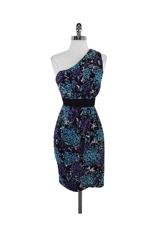 Off - the - Shoulder Women Dress for a Romantic and Feminine Look Off - the - Shoulder Women Dress for a Romantic and Feminine Look Shoshanna - Blue, Purple & Black Floral Print Dress Sz 8 Off - the - Shoulder Women Dress for a Romantic and Feminine Look Off - the - Shoulder Women Dress for a Romantic and Feminine Look Shoshanna - Blue, Purple & Black Floral Print Dress Sz 8