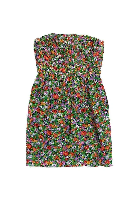 Ruffled Women Dress with Multiple Layers for a Playful and Girly Style Ruffled Women Dress with Multiple Layers for a Playful and Girly Style Shoshanna - Green Floral Print Strapless Dress Sz 0 Ruffled Women Dress with Multiple Layers for a Playful and Girly Style Ruffled Women Dress with Multiple Layers for a Playful and Girly Style Shoshanna - Green Floral Print Strapless Dress Sz 0