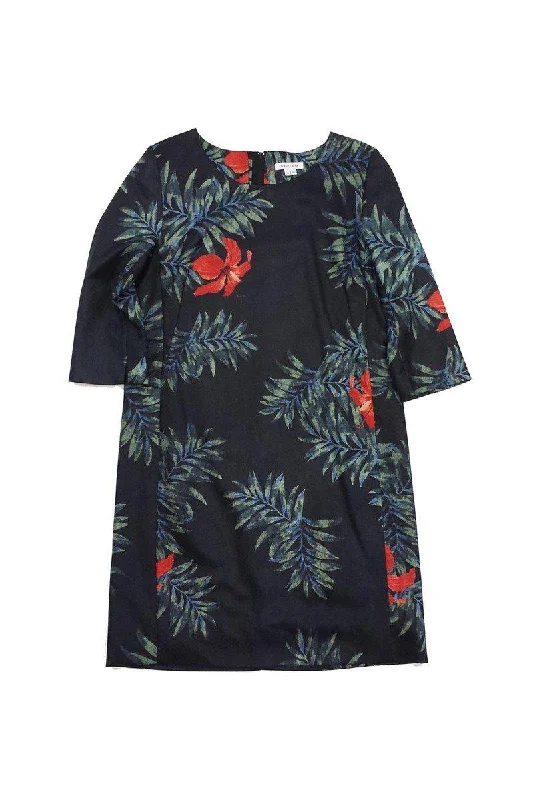 Maxi Women Dress with Floral Print for a Bohemian Vibe Maxi Women Dress with Floral Print for a Bohemian Vibe Surface to Air - Multicolor Floral Print Dress Sz 6 Maxi Women Dress with Floral Print for a Bohemian Vibe Maxi Women Dress with Floral Print for a Bohemian Vibe Surface to Air - Multicolor Floral Print Dress Sz 6