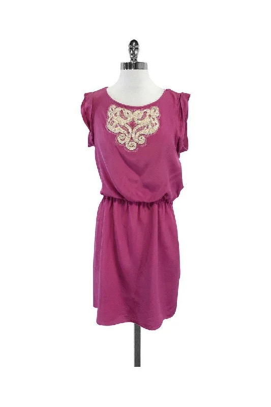 Mermaid - Style Women Dress with a Fitted Silhouette for Special Occasions Mermaid - Style Women Dress with a Fitted Silhouette for Special Occasions Tibi - Amaranth Pink & White Beaded Silk Short Sleeve Dress Sz 6 Mermaid - Style Women Dress with a Fitted Silhouette for Special Occasions Mermaid - Style Women Dress with a Fitted Silhouette for Special Occasions Tibi - Amaranth Pink & White Beaded Silk Short Sleeve Dress Sz 6