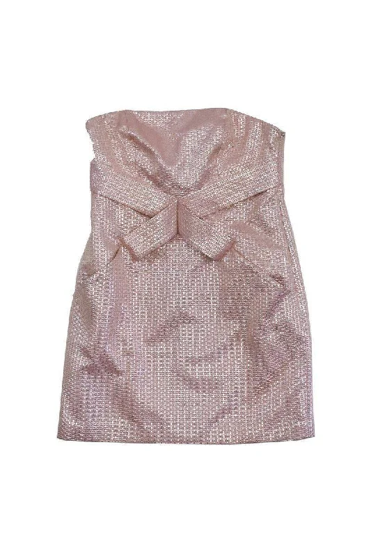 Mermaid - Style Women Dress with a Fitted Silhouette for Special Occasions Mermaid - Style Women Dress with a Fitted Silhouette for Special Occasions Tibi - Pink & Silver Crisscross Strapless Dress Sz 4 Mermaid - Style Women Dress with a Fitted Silhouette for Special Occasions Mermaid - Style Women Dress with a Fitted Silhouette for Special Occasions Tibi - Pink & Silver Crisscross Strapless Dress Sz 4
