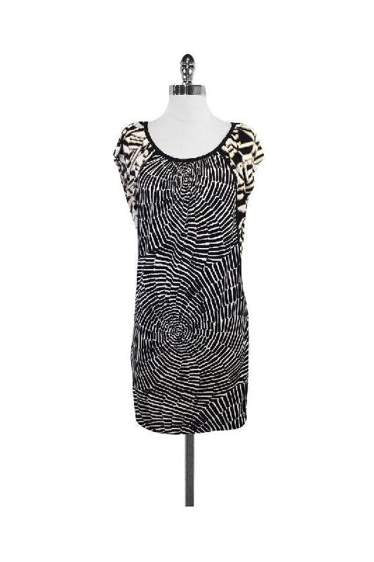 Long - Sleeve Women Dress in Velvet for a Luxurious Winter Look Long - Sleeve Women Dress in Velvet for a Luxurious Winter Look Trina Turk - Black & White Print Silk Short Sleeve Dress Sz 0 Long - Sleeve Women Dress in Velvet for a Luxurious Winter Look Long - Sleeve Women Dress in Velvet for a Luxurious Winter Look Trina Turk - Black & White Print Silk Short Sleeve Dress Sz 0