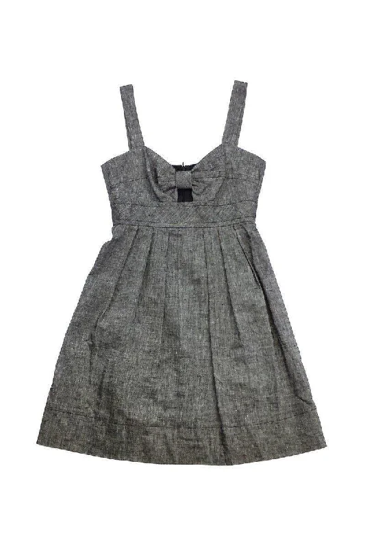 Wrap - Style Women Dress with Adjustable Fit for All Body Types Wrap - Style Women Dress with Adjustable Fit for All Body Types Trina Turk - Grey Linen Blend Sleeveless Dress Sz 0 Wrap - Style Women Dress with Adjustable Fit for All Body Types Wrap - Style Women Dress with Adjustable Fit for All Body Types Trina Turk - Grey Linen Blend Sleeveless Dress Sz 0