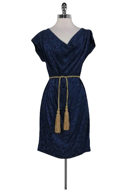 Wrap - Style Women Dress with Adjustable Fit for All Body Types Wrap - Style Women Dress with Adjustable Fit for All Body Types Trina Turk - Navy Blue Silk Dress w/ Rope Belt Sz 2
