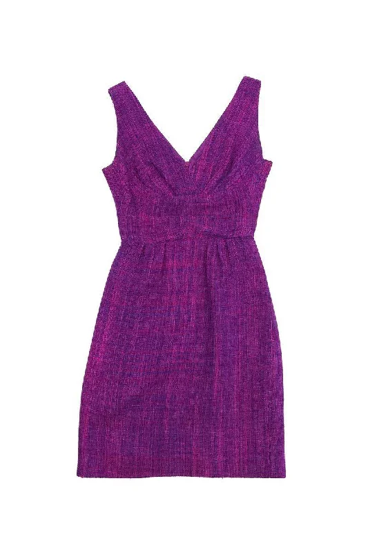 Empire Waist Women Dress to Accentuate the Bust and Conceal the Waist Empire Waist Women Dress to Accentuate the Bust and Conceal the Waist Trina Turk - Pink & Blue Sleeveless Tweed Dress Sz 0 Empire Waist Women Dress to Accentuate the Bust and Conceal the Waist Empire Waist Women Dress to Accentuate the Bust and Conceal the Waist Trina Turk - Pink & Blue Sleeveless Tweed Dress Sz 0