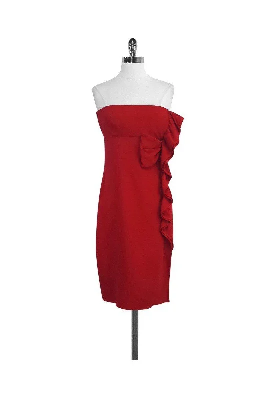 Maxi Women Dress with Floral Print for a Bohemian Vibe Maxi Women Dress with Floral Print for a Bohemian Vibe Valentino - Red Strapless Ruffle Dress Sz 10 Maxi Women Dress with Floral Print for a Bohemian Vibe Maxi Women Dress with Floral Print for a Bohemian Vibe Valentino - Red Strapless Ruffle Dress Sz 10