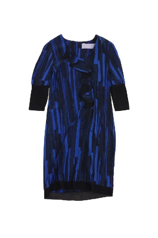Ball Gown Women Dress with a Full Skirt for a Princess - like Look Ball Gown Women Dress with a Full Skirt for a Princess - like Look Vera Wang Lavender Label - Blue & Black Abstract Print Dress Sz M Ball Gown Women Dress with a Full Skirt for a Princess - like Look Ball Gown Women Dress with a Full Skirt for a Princess - like Look Vera Wang Lavender Label - Blue & Black Abstract Print Dress Sz M