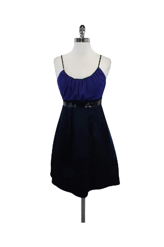Off - the - Shoulder Women Dress for a Romantic and Feminine Look Off - the - Shoulder Women Dress for a Romantic and Feminine Look Vera Wang - Purple & Navy Spaghetti Strap Dress Sz 6 Off - the - Shoulder Women Dress for a Romantic and Feminine Look Off - the - Shoulder Women Dress for a Romantic and Feminine Look Vera Wang - Purple & Navy Spaghetti Strap Dress Sz 6
