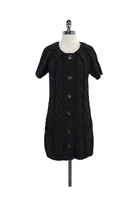 Backless Women Dress for a Sexy and Alluring Look at Evening Events Backless Women Dress for a Sexy and Alluring Look at Evening Events Vince - Grey Cable Knit Alpaca & Wool Blend Sweater Dress Sz M Backless Women Dress for a Sexy and Alluring Look at Evening Events Backless Women Dress for a Sexy and Alluring Look at Evening Events Vince - Grey Cable Knit Alpaca & Wool Blend Sweater Dress Sz M