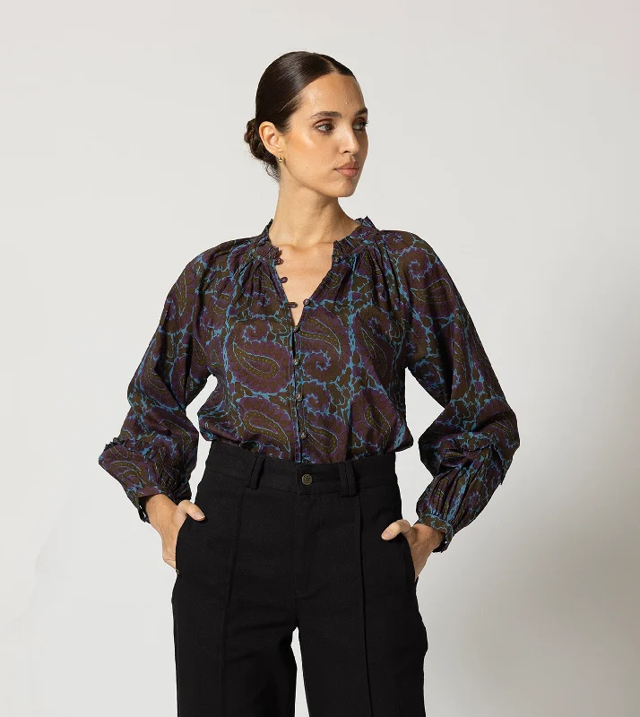 Strapless Women Dress with a Built - in Bra for Comfort and Support Strapless Women Dress with a Built - in Bra for Comfort and Support Alicia Blouse | Dark Aurora Strapless Women Dress with a Built - in Bra for Comfort and Support Strapless Women Dress with a Built - in Bra for Comfort and Support Alicia Blouse | Dark Aurora
