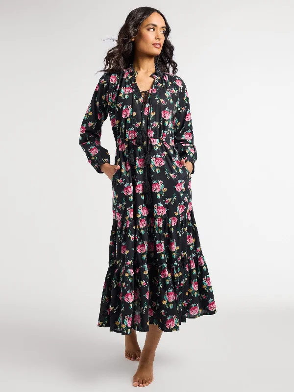 Sheath Women Dress with a Tailored Fit for a Professional Look Sheath Women Dress with a Tailored Fit for a Professional Look Astrid Dress in Corsage Sheath Women Dress with a Tailored Fit for a Professional Look Sheath Women Dress with a Tailored Fit for a Professional Look Astrid Dress in Corsage