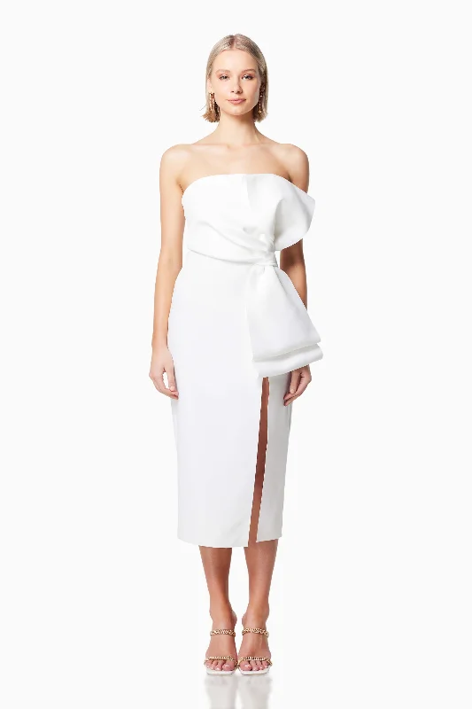 Mermaid - Style Women Dress with a Fitted Silhouette for Special Occasions Mermaid - Style Women Dress with a Fitted Silhouette for Special Occasions Brighton 3D Midi Dress In White Mermaid - Style Women Dress with a Fitted Silhouette for Special Occasions Mermaid - Style Women Dress with a Fitted Silhouette for Special Occasions Brighton 3D Midi Dress In White