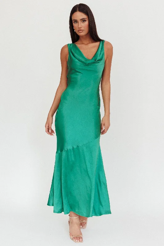 Long - Sleeve Women Dress in Velvet for a Luxurious Winter Look Long - Sleeve Women Dress in Velvet for a Luxurious Winter Look Cecilia Cowl Neck Drape Back Maxi Dress Emerald Long - Sleeve Women Dress in Velvet for a Luxurious Winter Look Long - Sleeve Women Dress in Velvet for a Luxurious Winter Look Cecilia Cowl Neck Drape Back Maxi Dress Emerald