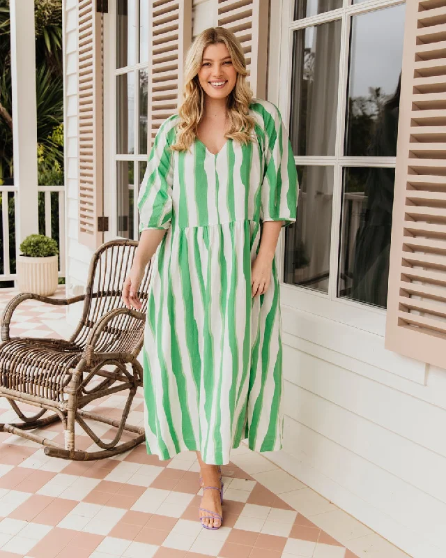 Halter Neck Women Dress to Show Off the Shoulders and Neckline Halter Neck Women Dress to Show Off the Shoulders and Neckline Elm Spritz Stripe Dress Greenbriar/White Stripe Halter Neck Women Dress to Show Off the Shoulders and Neckline Halter Neck Women Dress to Show Off the Shoulders and Neckline Elm Spritz Stripe Dress Greenbriar/White Stripe