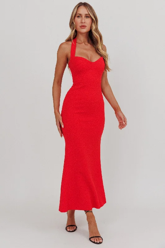 Maxi Women Dress with Floral Print for a Bohemian Vibe Maxi Women Dress with Floral Print for a Bohemian Vibe Fire Of Stars Halterneck Maxi Dress Red Maxi Women Dress with Floral Print for a Bohemian Vibe Maxi Women Dress with Floral Print for a Bohemian Vibe Fire Of Stars Halterneck Maxi Dress Red