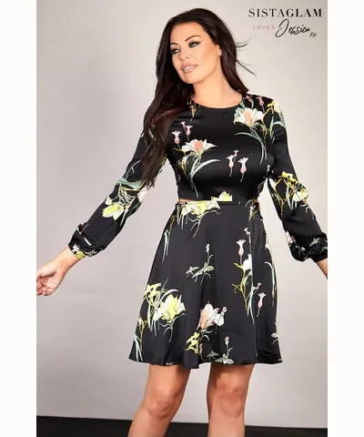 Backless Women Dress for a Sexy and Alluring Look at Evening Events Backless Women Dress for a Sexy and Alluring Look at Evening Events Floral Cut Out Back Skater Dress Backless Women Dress for a Sexy and Alluring Look at Evening Events Backless Women Dress for a Sexy and Alluring Look at Evening Events Floral Cut Out Back Skater Dress