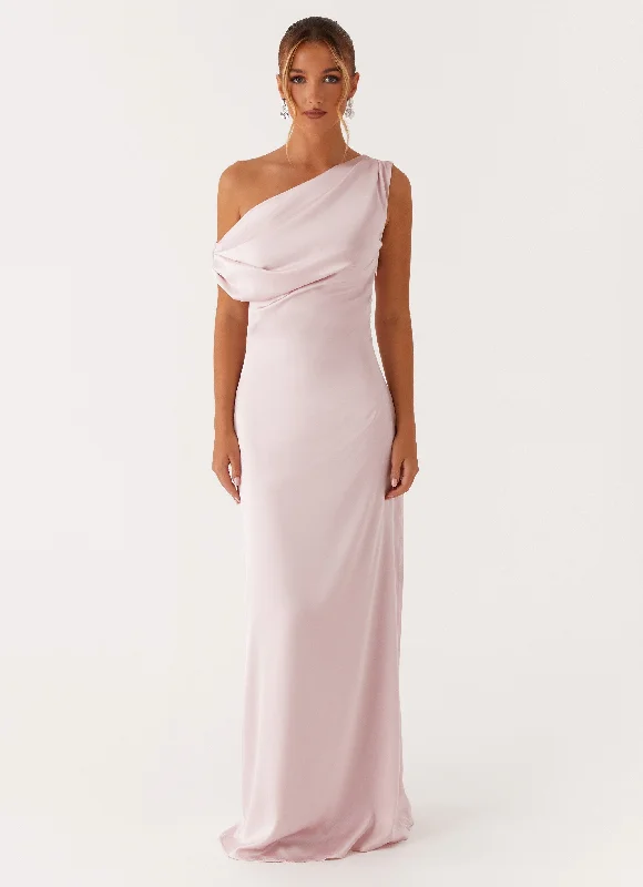 Sleeveless Women Dress in Bright Colors for Summer Parties Sleeveless Women Dress in Bright Colors for Summer Parties Heart Of Glass Satin Maxi Dress - Pink Sleeveless Women Dress in Bright Colors for Summer Parties Sleeveless Women Dress in Bright Colors for Summer Parties Heart Of Glass Satin Maxi Dress - Pink