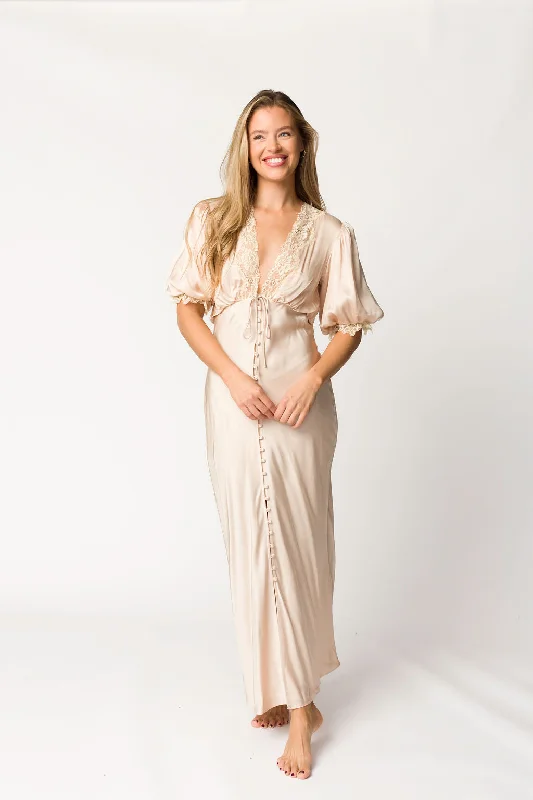 Mermaid - Style Women Dress with a Fitted Silhouette for Special Occasions Mermaid - Style Women Dress with a Fitted Silhouette for Special Occasions Honey Duster Maxi Dress in Dove Mermaid - Style Women Dress with a Fitted Silhouette for Special Occasions Mermaid - Style Women Dress with a Fitted Silhouette for Special Occasions Honey Duster Maxi Dress in Dove