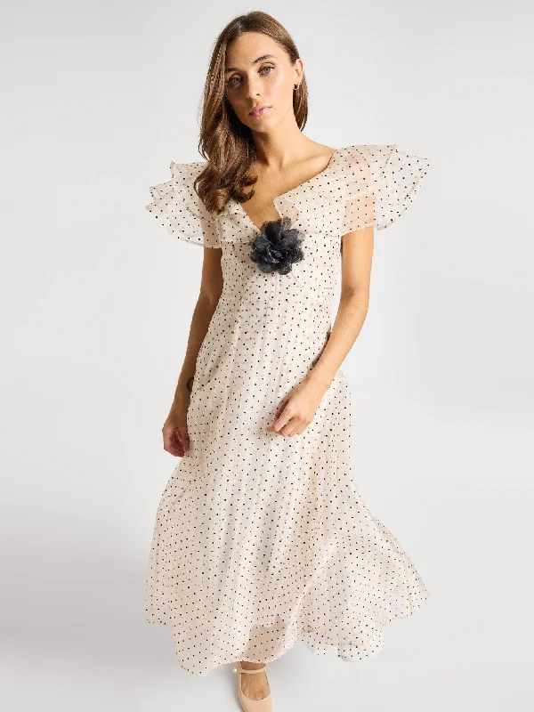 Shift Women Dress with a Simple and Classic Design for Everyday Wear Shift Women Dress with a Simple and Classic Design for Everyday Wear Lucie Dress in Organza Dot Shift Women Dress with a Simple and Classic Design for Everyday Wear Shift Women Dress with a Simple and Classic Design for Everyday Wear Lucie Dress in Organza Dot