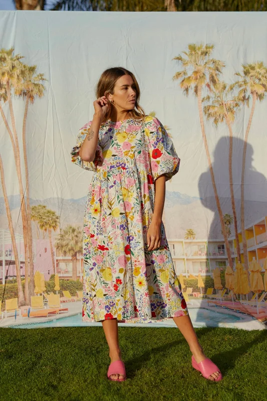 Wrap - Style Women Dress with Adjustable Fit for All Body Types Wrap - Style Women Dress with Adjustable Fit for All Body Types Lucinda Floriferouse Pattern Puff Sleeve Dress Wrap - Style Women Dress with Adjustable Fit for All Body Types Wrap - Style Women Dress with Adjustable Fit for All Body Types Lucinda Floriferouse Pattern Puff Sleeve Dress