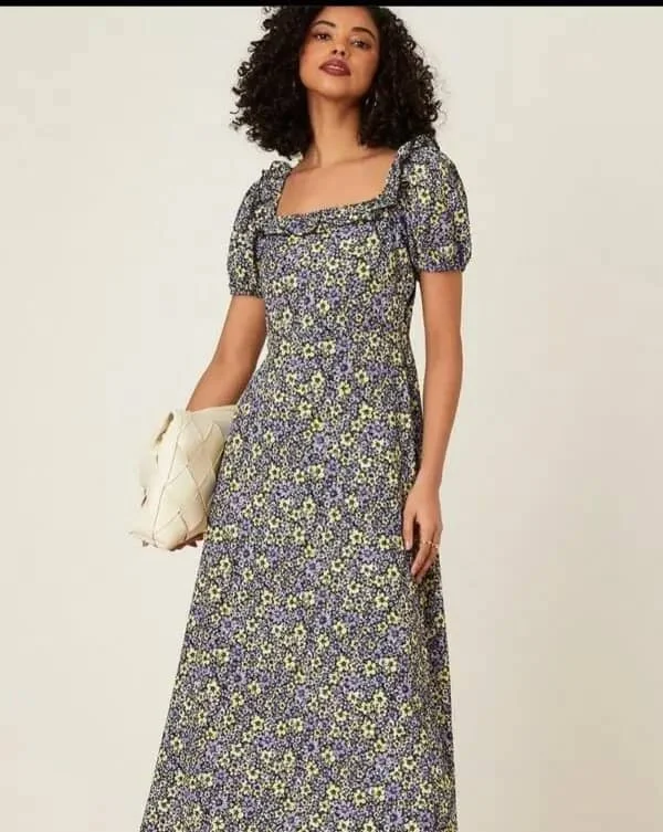 Ruffled Women Dress with Multiple Layers for a Playful and Girly Style Ruffled Women Dress with Multiple Layers for a Playful and Girly Style Milk Maid Floral Dress Ruffled Women Dress with Multiple Layers for a Playful and Girly Style Ruffled Women Dress with Multiple Layers for a Playful and Girly Style Milk Maid Floral Dress