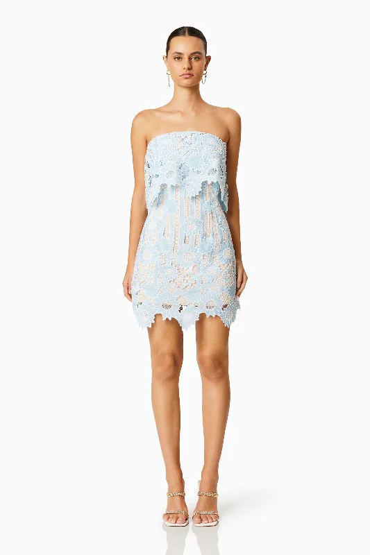 Ruffled Women Dress with Multiple Layers for a Playful and Girly Style Ruffled Women Dress with Multiple Layers for a Playful and Girly Style Oceanfront Mini Strapless Dress In Blue