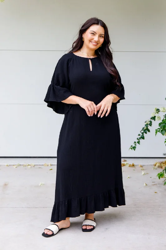Off - the - Shoulder Women Dress for a Romantic and Feminine Look Off - the - Shoulder Women Dress for a Romantic and Feminine Look PQ Collection Tracey Dress Black Off - the - Shoulder Women Dress for a Romantic and Feminine Look Off - the - Shoulder Women Dress for a Romantic and Feminine Look PQ Collection Tracey Dress Black