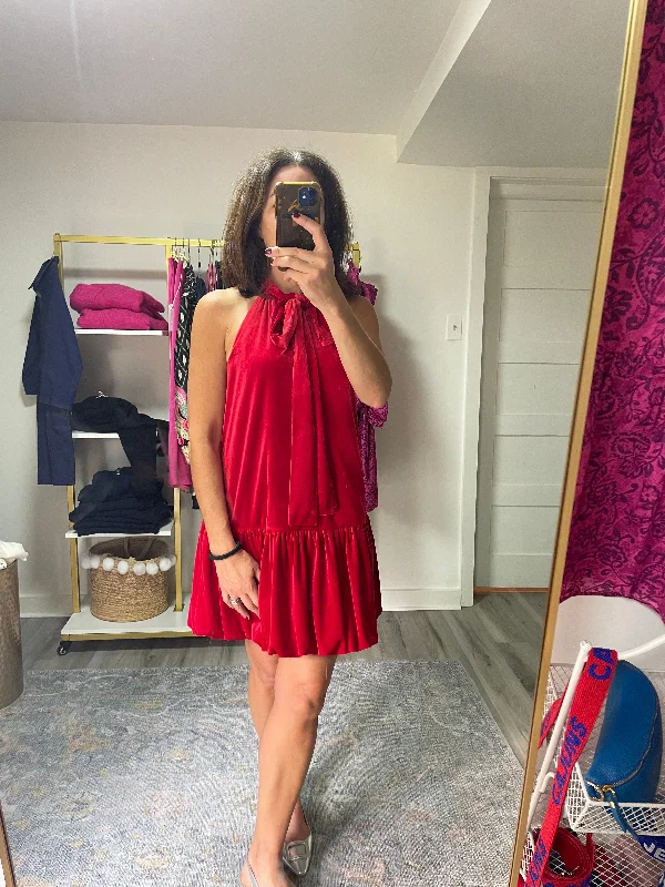 Long - Sleeve Women Dress in Velvet for a Luxurious Winter Look Long - Sleeve Women Dress in Velvet for a Luxurious Winter Look Red Velvet Halter Dress Long - Sleeve Women Dress in Velvet for a Luxurious Winter Look Long - Sleeve Women Dress in Velvet for a Luxurious Winter Look Red Velvet Halter Dress