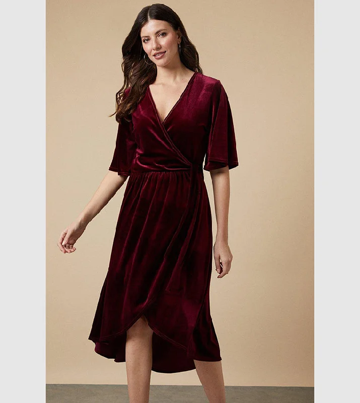 Wrap - Style Women Dress with Adjustable Fit for All Body Types Wrap - Style Women Dress with Adjustable Fit for All Body Types Tall Velvet Wrap Midi Dress Burgundy Red Wrap - Style Women Dress with Adjustable Fit for All Body Types Wrap - Style Women Dress with Adjustable Fit for All Body Types Tall Velvet Wrap Midi Dress Burgundy Red